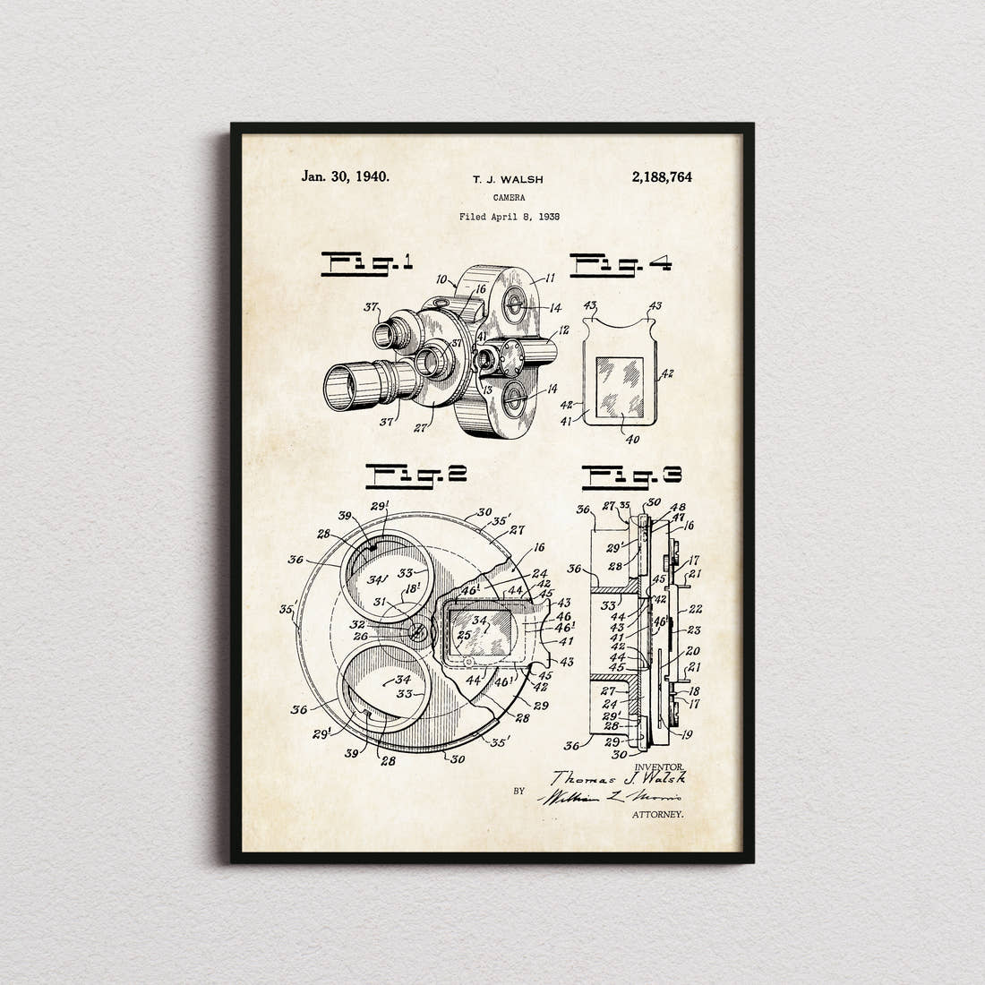 Camera 1938 Patent Print in the aged paper colourway, framed